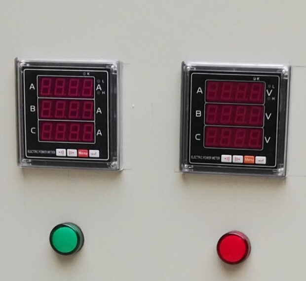 BAM4I-2X4、BAM4I-3X4出線柜三項電流表